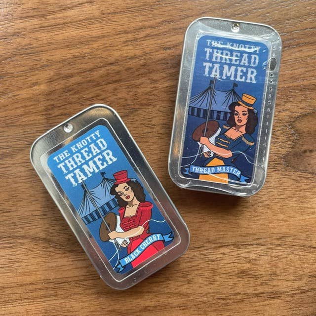 The Knotty Thread Tamer - Wholesale Craft Tool - The Knotty Thread Tamer- Black Cherry0