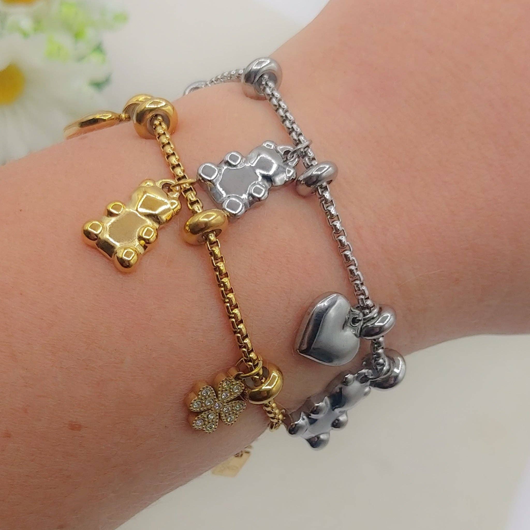 Daemon srls - Wholesale Charm/Dangle Bracelet - TEDDY CLOVER - Bracciale con orsetti, quadrifoglio e cuori pendenti bombe' ACCIAIO INOSSIDABILE3