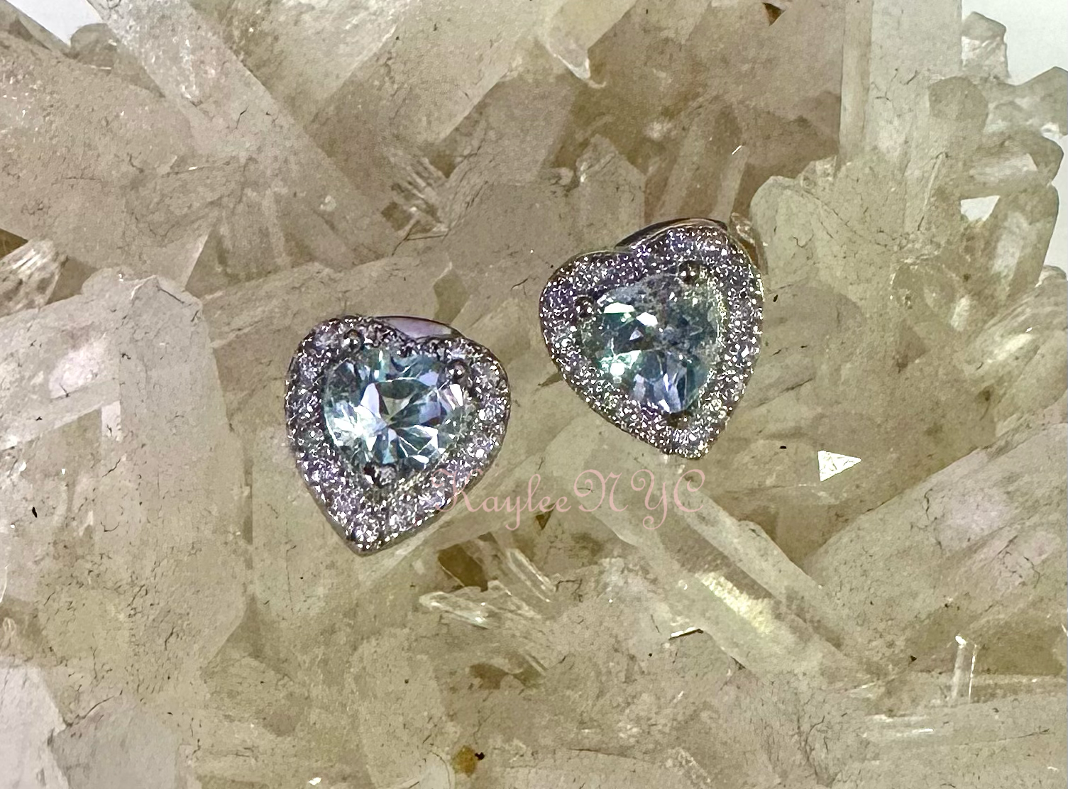 KayleeNYC – wholesale Solitärörhängen – Natural akvamarin hjärtformade örhängen i sterlingsilver 9252