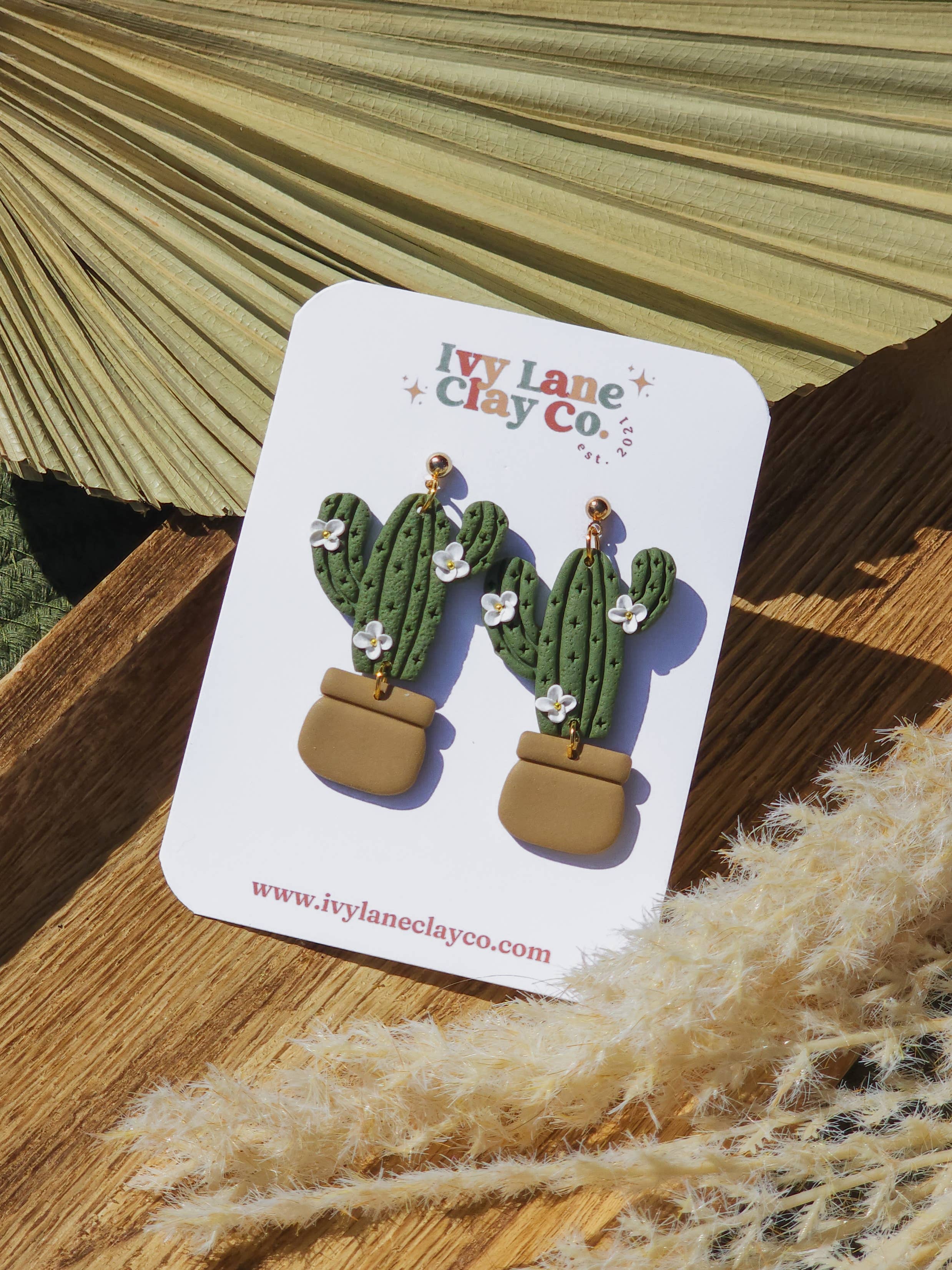 Ivy Lane Clay Co. - Vente Boucles d'oreilles pendantes - Plantes et pots | Cottagecore | Boucles d'oreilles en pâte polymère9