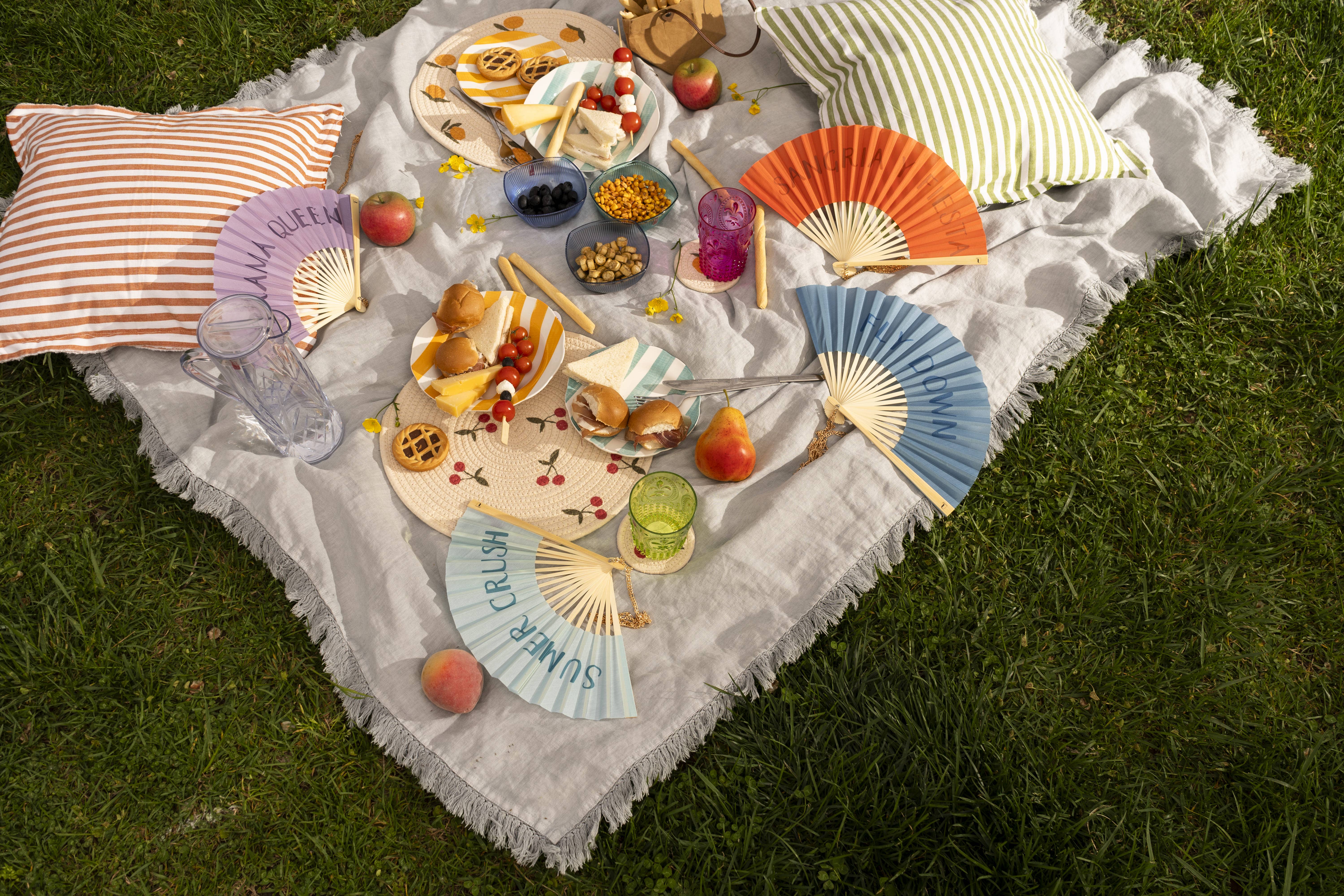 VdE Tivoli 1996 - Wholesale Handheld Folding Fan - CEDAR FAN PEDRO / CORDINO5