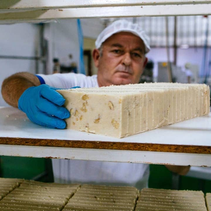 Turrones Maria Simona - Wholesale Nougat - Crème de turrón espagnol (nougat) et noix - 200g2