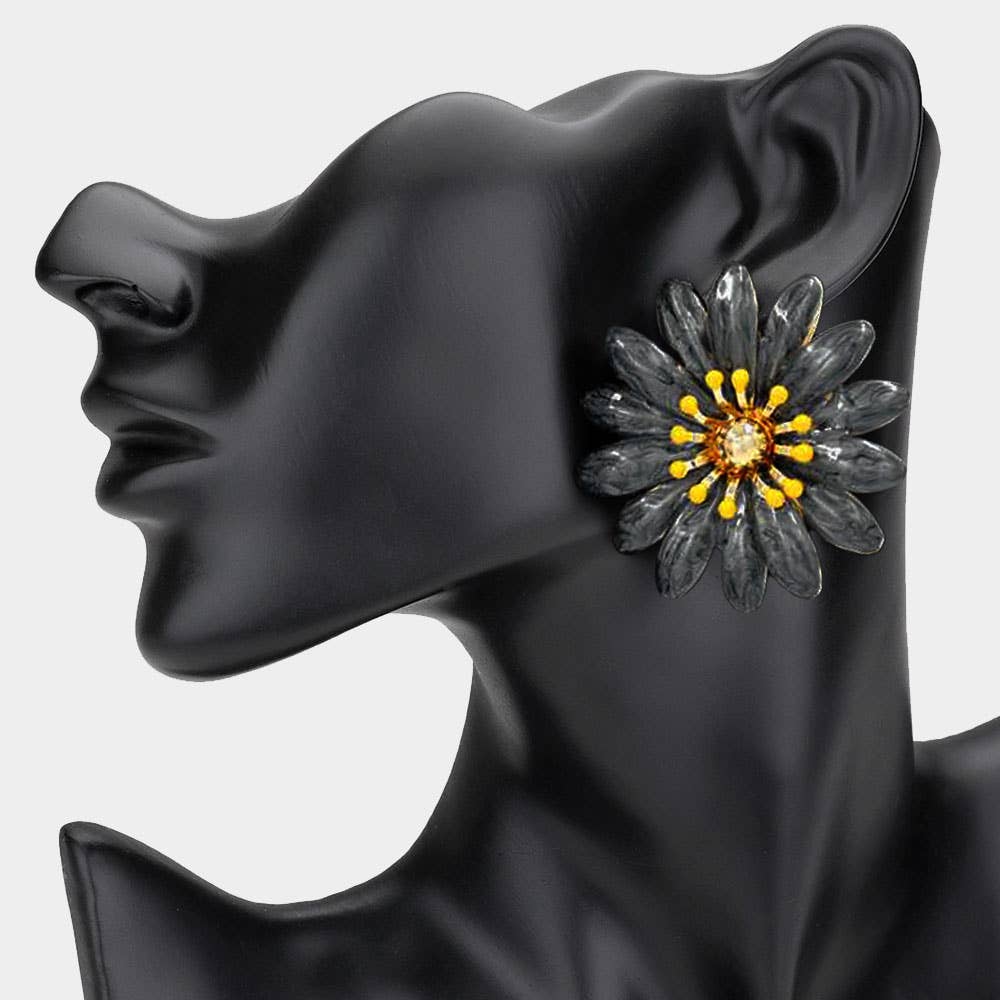 Sensibling Corp. - Wholesale Stud/Post Earrings - Bold Flower Statement Stud Earrings
8