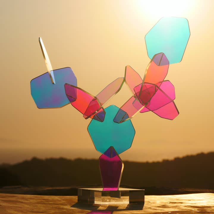 Light Cuts Voronoi for wholesale by Wowspaceshop