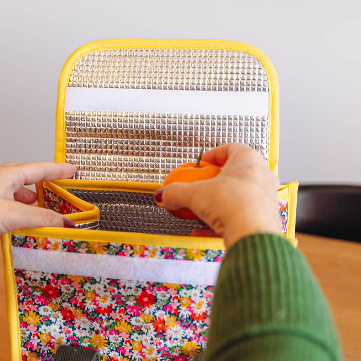 Com'1 Idée - Wholesale Craft sewing kit - Lunchbox kit | The cherry on the cake1