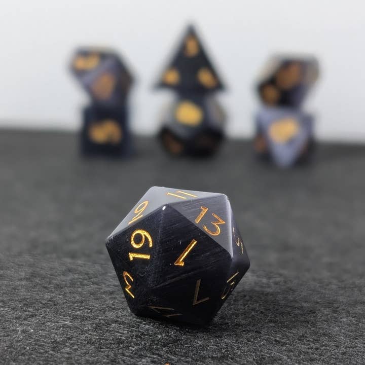 EBONWOOD - Wholesale Dice - Purple Cat's Eye - 7 Piece Polyhedral Gemstone Dice Set3