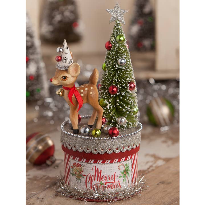 Bethany Lowe Designs - Wholesale Decorative Figurine - Retro Deer on Box Small