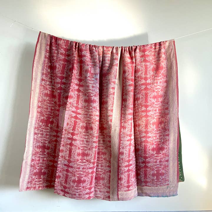 Maison Lilo - Wholesale Tapestry/Textile - Kantha vintage #25 unique piece 148 x 240 cm