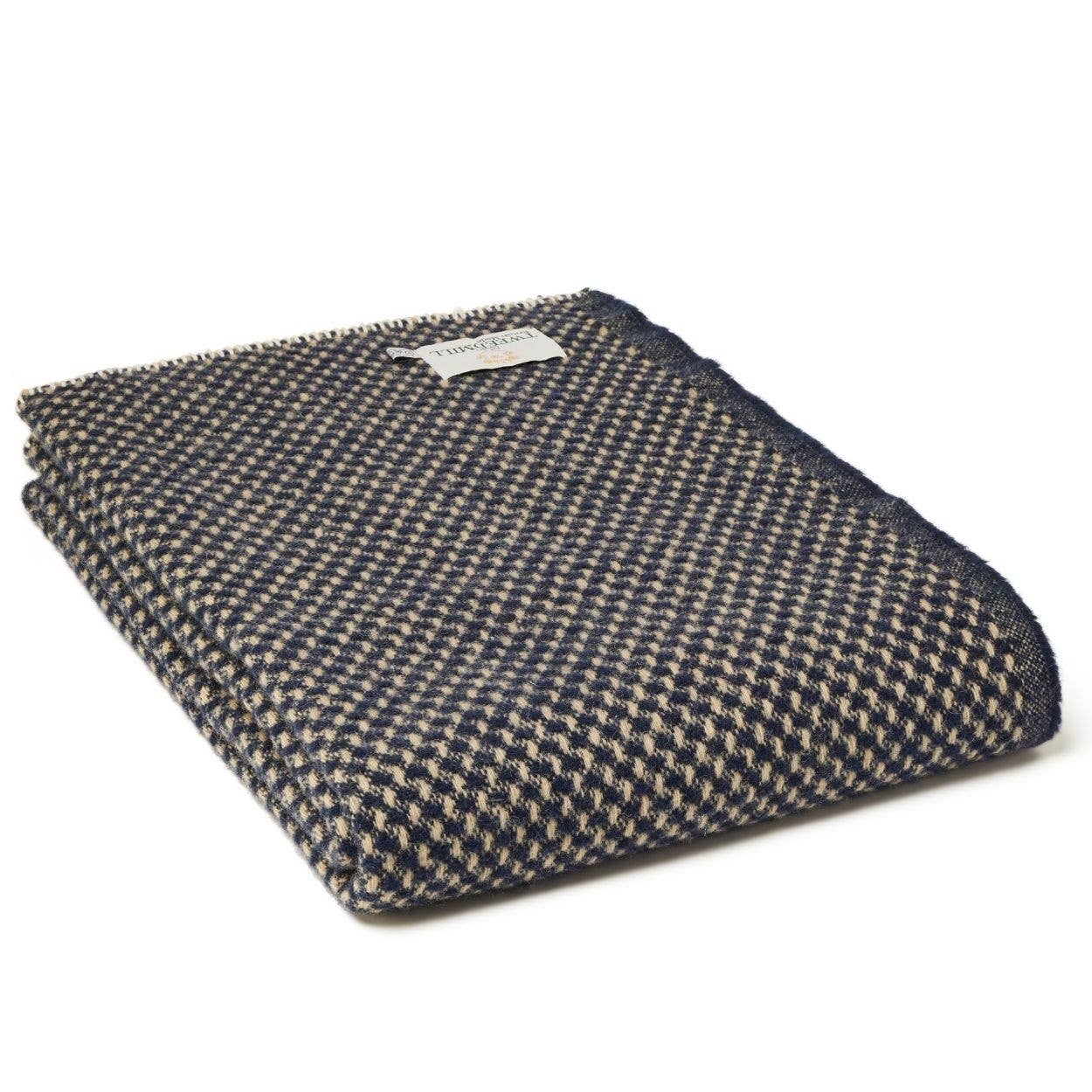 Tweedmill Textiles - Wholesale Throw blanket - Twill Pure New Wool Blanket 4