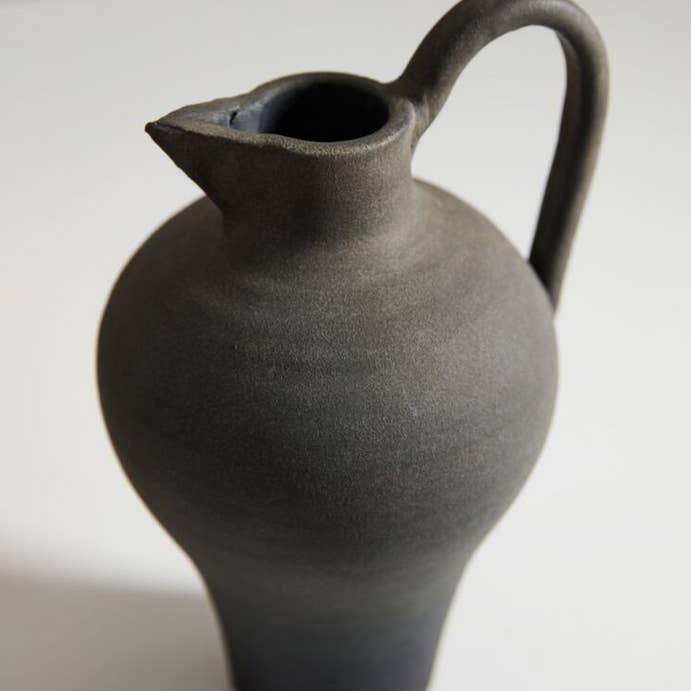 Black Chloe Jug CN1293 for wholesale on Faire1