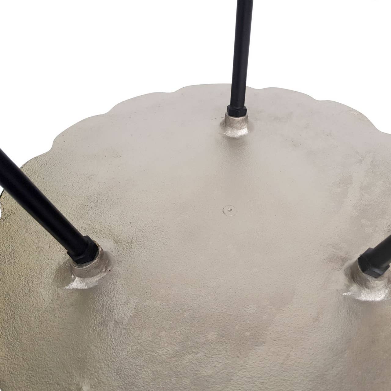 Voglrieder – Engroshandel Tebord – Sidebord metal dekorativt bord Hilton ø 35 x H 46 cm rund A9