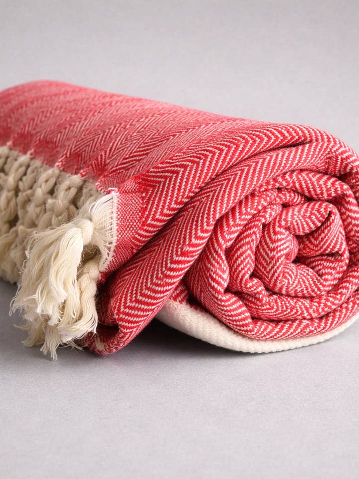 COUVERTURE EN COTON TURC | ROUGE & NATUREL | 94" x 87" pour la vente par THE RILEY/LAND COLLECTION