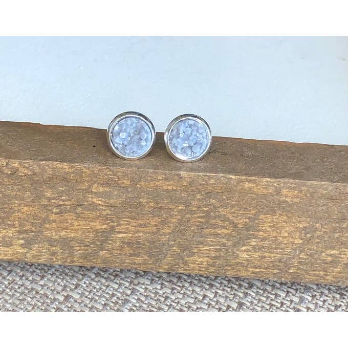 Zola Studs em cinza por atacado de KL Collective/Designs by Katie Leigh
