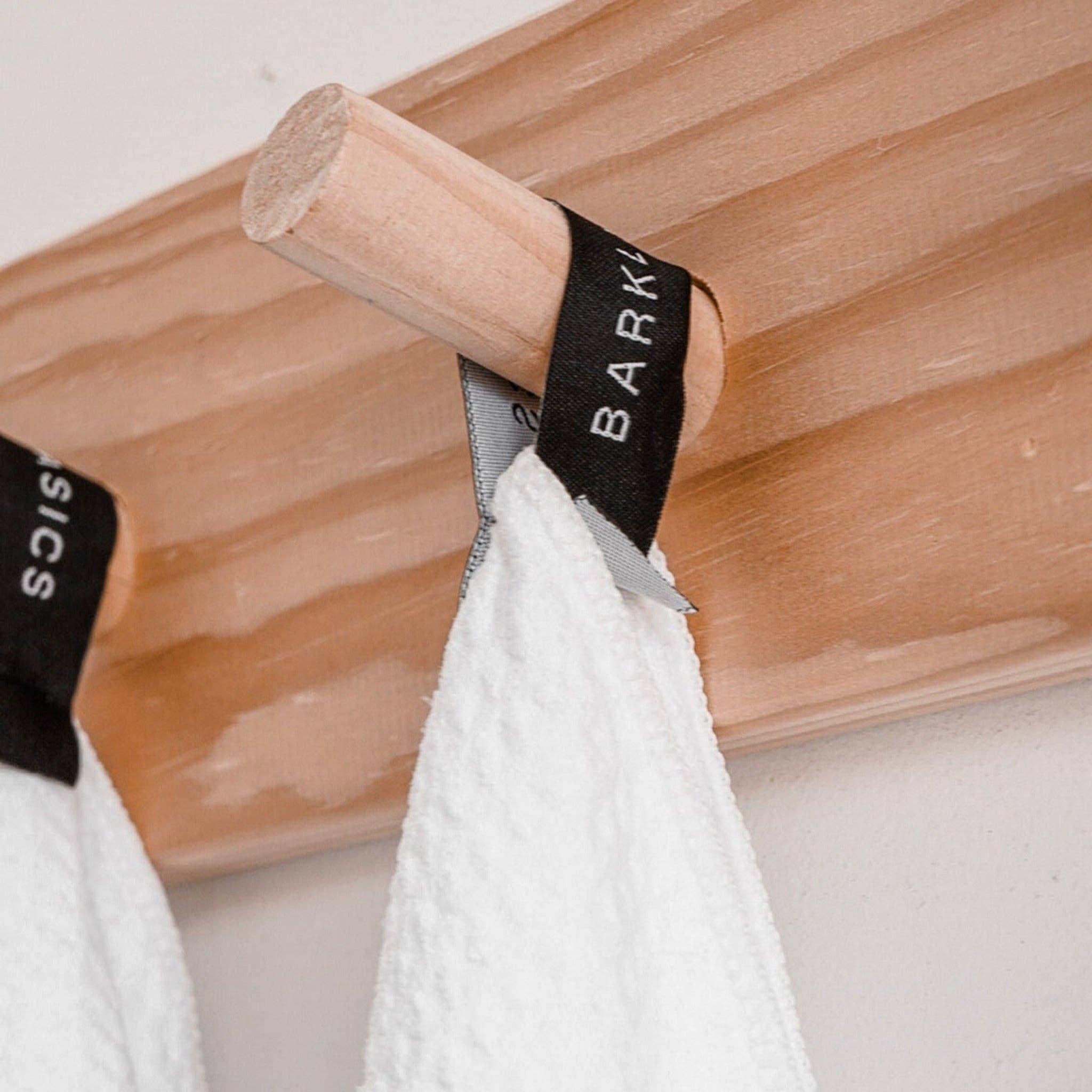 BARKLY BASICS - Wholesale Tea towel - White Microfibre Tea Towel2