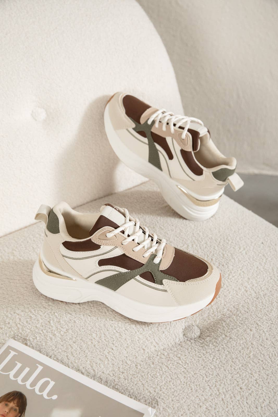 ERYNN - Wholesale Lifestyle Sneakers - Women's - Lace-up sneakers - Lilwenn11