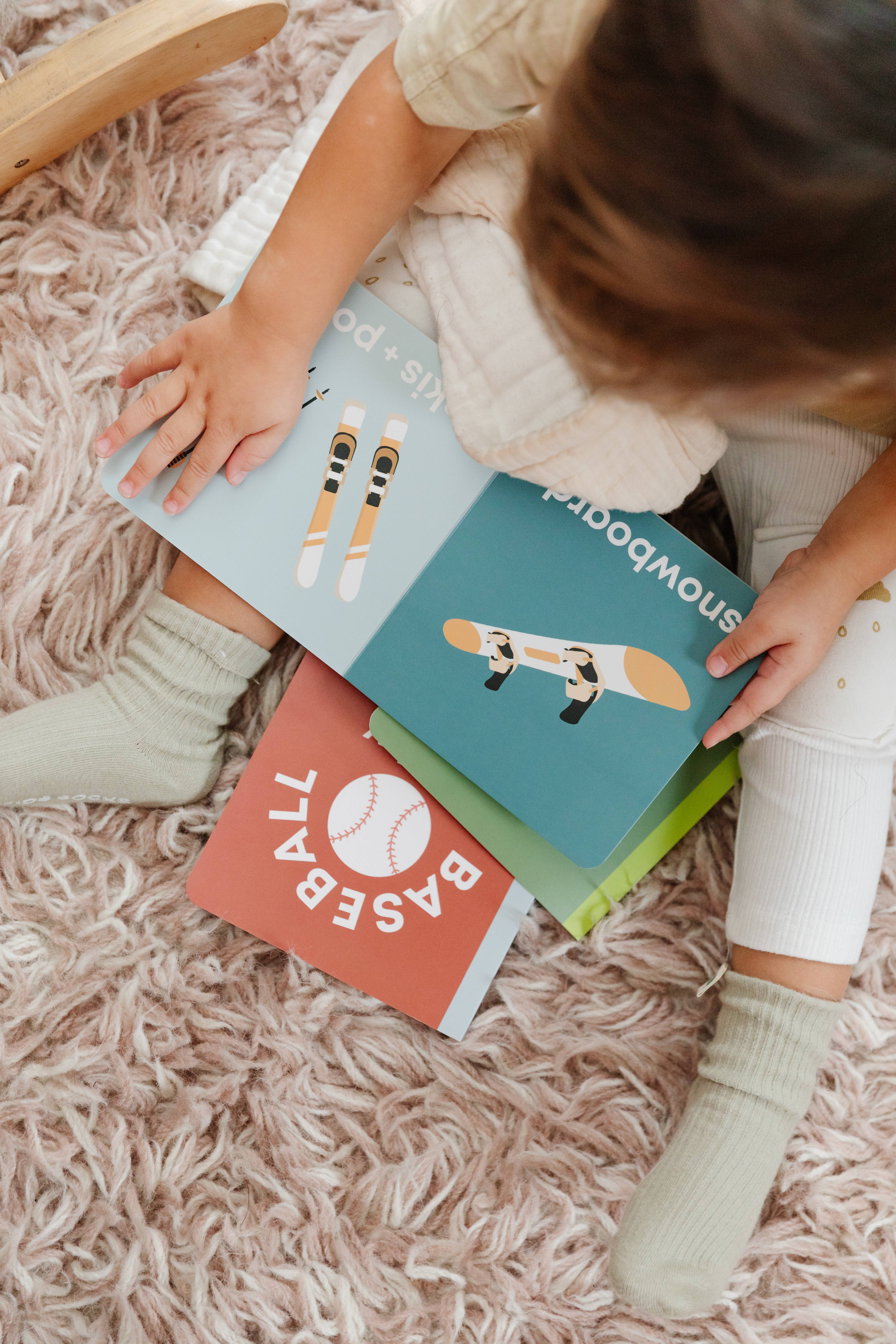 Left Hand Book House - Vente Livre pour bébés et tout-petits (jusqu'à 2 ans) - Snow Baby - Livre sur le ski et le snowboard6
