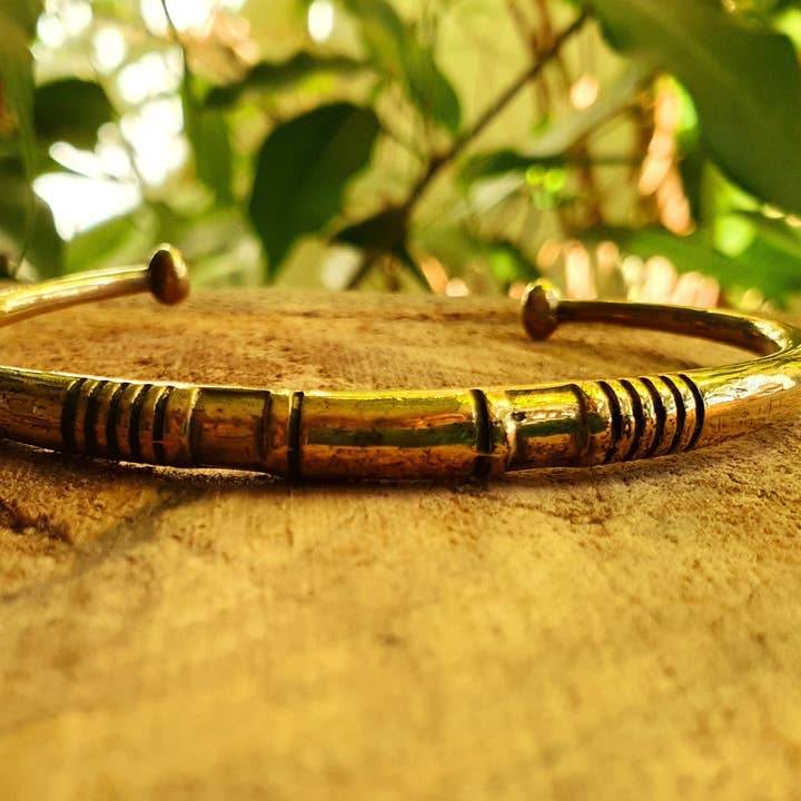 Kaali Boutique - Wholesale Bangle bracelet - African Brass Bracelet / Tuareg Jewelry / Large size / Boho / Ethnic / Costume / Bohemian / Medieval / Gypsy / Geometric /