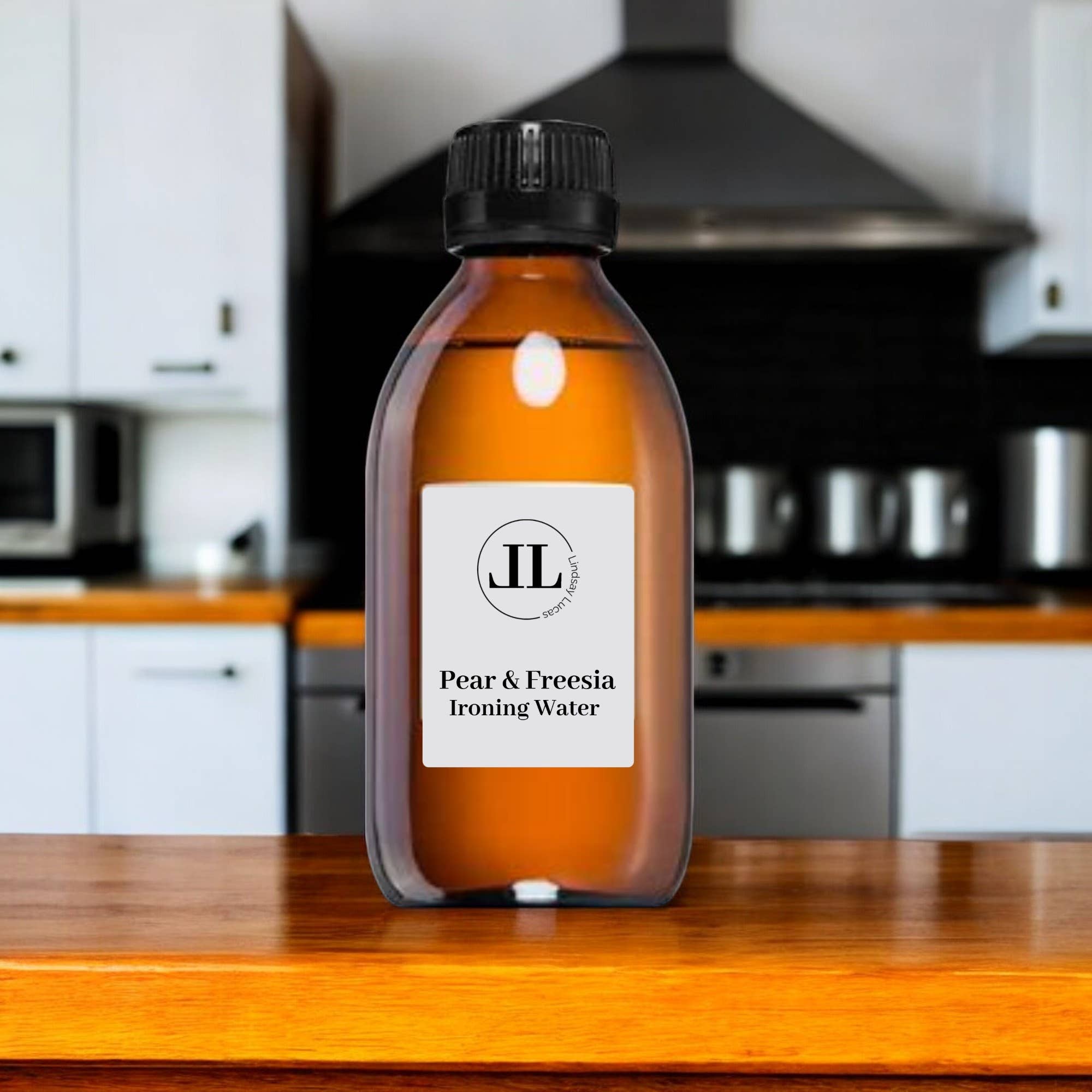 Lindsay Lucas Candles - Wholesale Fragrance booster - Iron Anti Wrinkle Decrease Spray 500ml Glass Bottle Natural 1