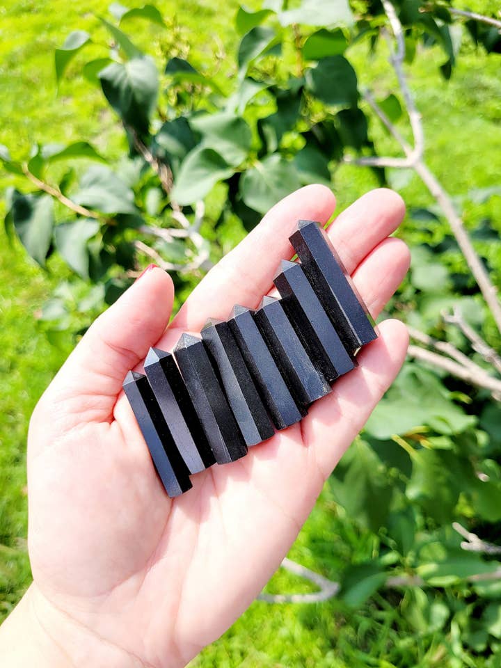 Black Onyx Point for wholesale by ZARDENIA