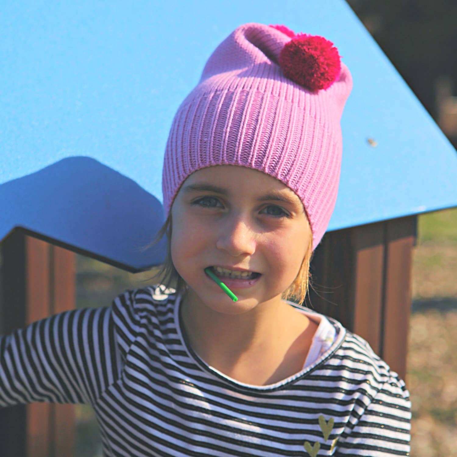 Tundem - Wholesale Beanie - Kids - Children's winter cap, 100% merino with Pom Pom, pink2