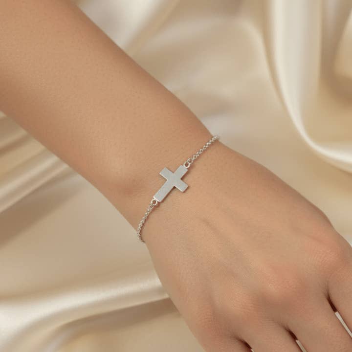 Simple Cross Bracelet | Sterling Silver for wholesale by Recetas PSD, LLC