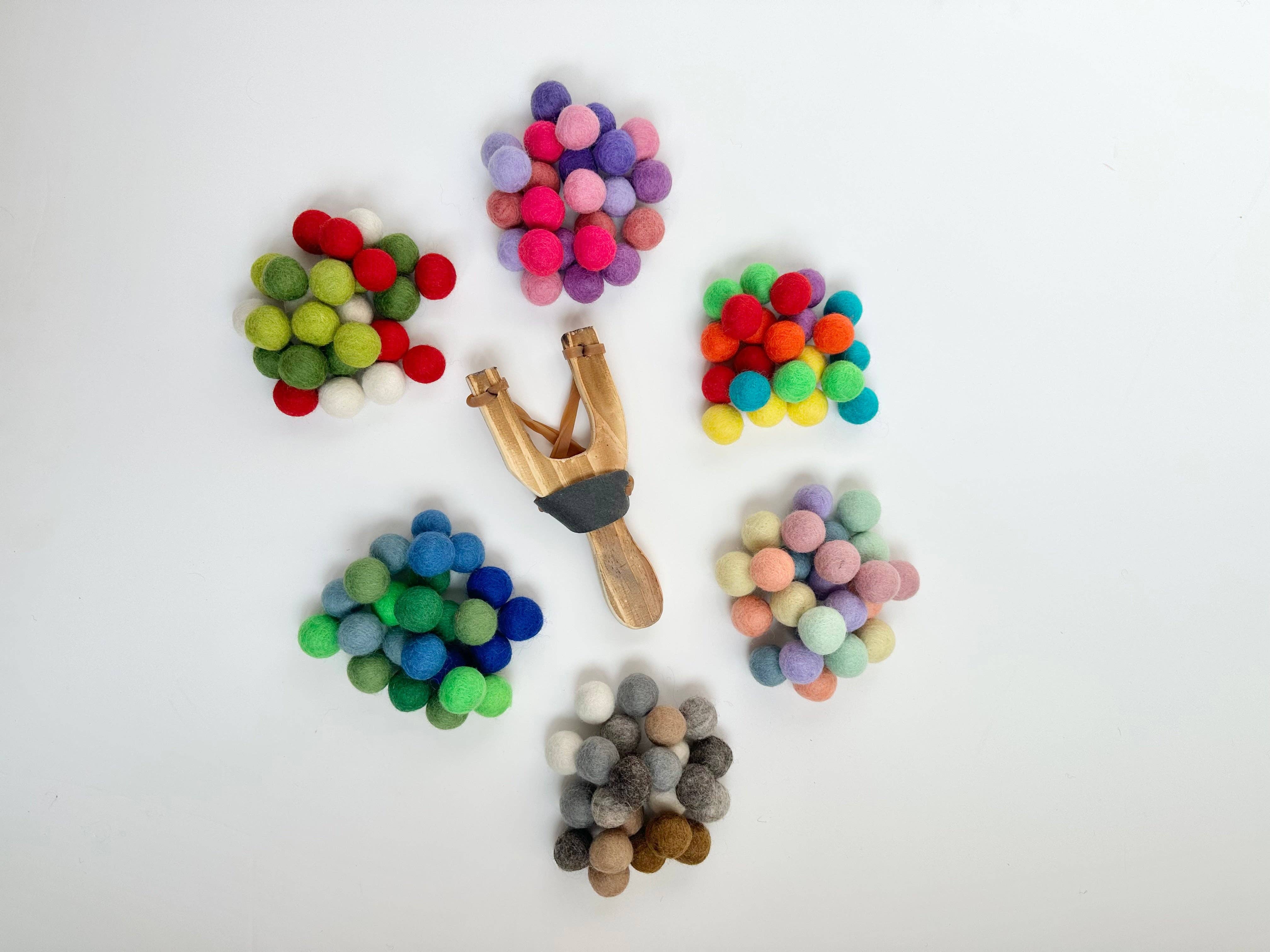Wool Jamboree - Wholesale Slingshot - Kids - Themed Slingshot & Felt Ball Set4