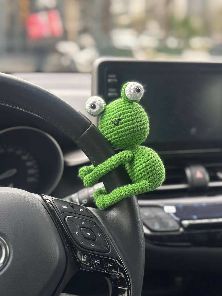 Amigurumi Frog Steering Wheel & Panda Gear Shift Cover for wholesale by Honey Art and Nature