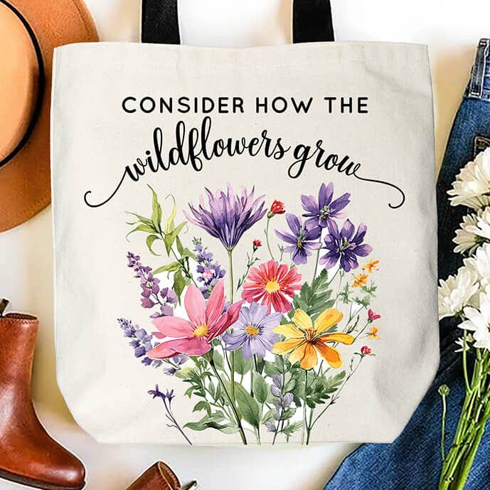 Pensez au sac fourre-tout The Wildflowers pour la vente par Corinthian's Corner