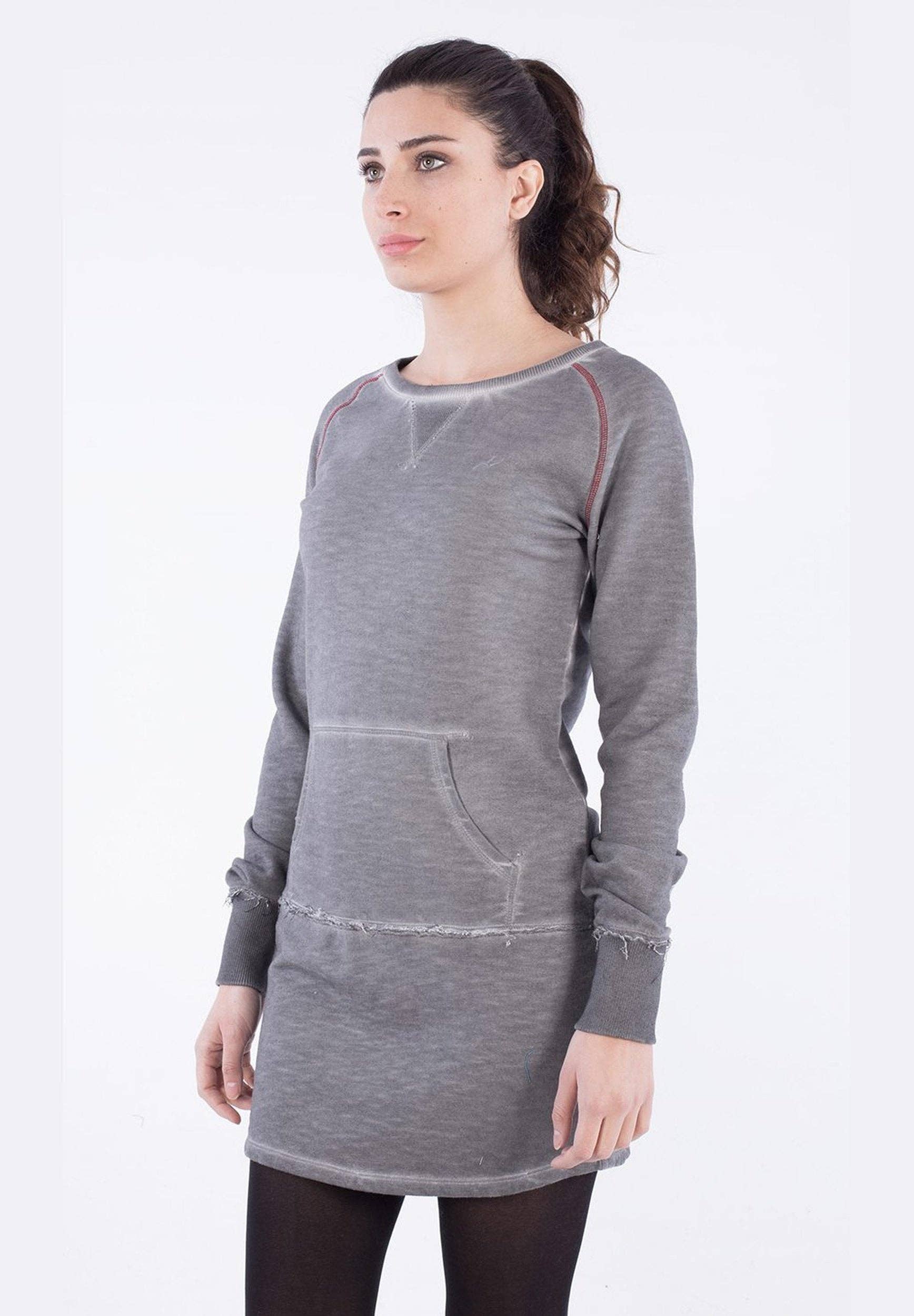 ORGANICATION - Wholesale Dress - Women's - Langarm-Sweatkleid aus Bio-Baumwolle2