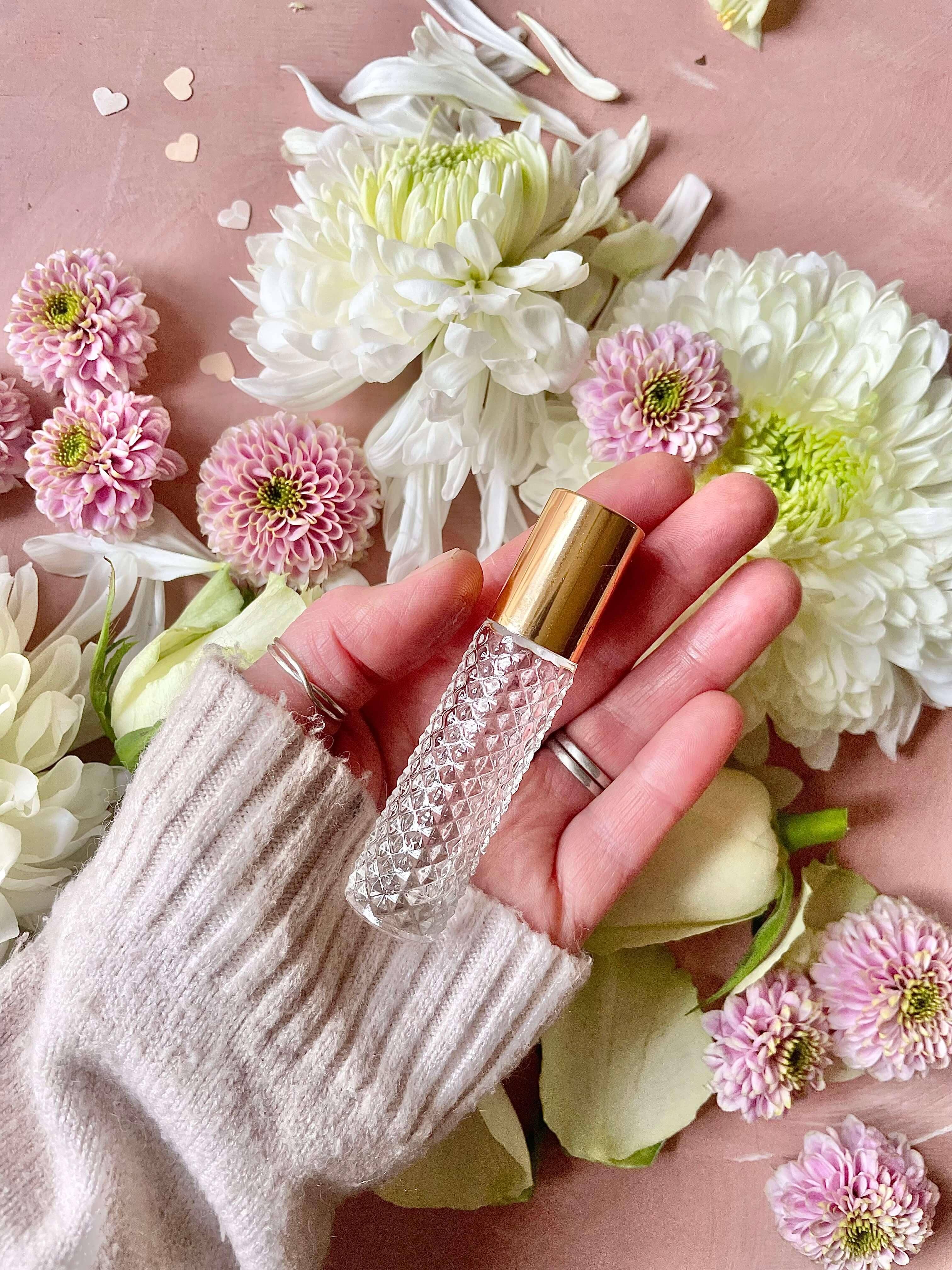 B Calm Ltd - Wholesale Essential oil holder - Cut Glass Roller Ball – Fine Mist Roller for Essential Oils