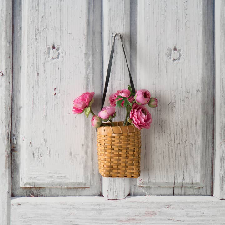 Willow Group - Wholesale Basket - Oval Chipwood Hanging Basket Planter Door Display4