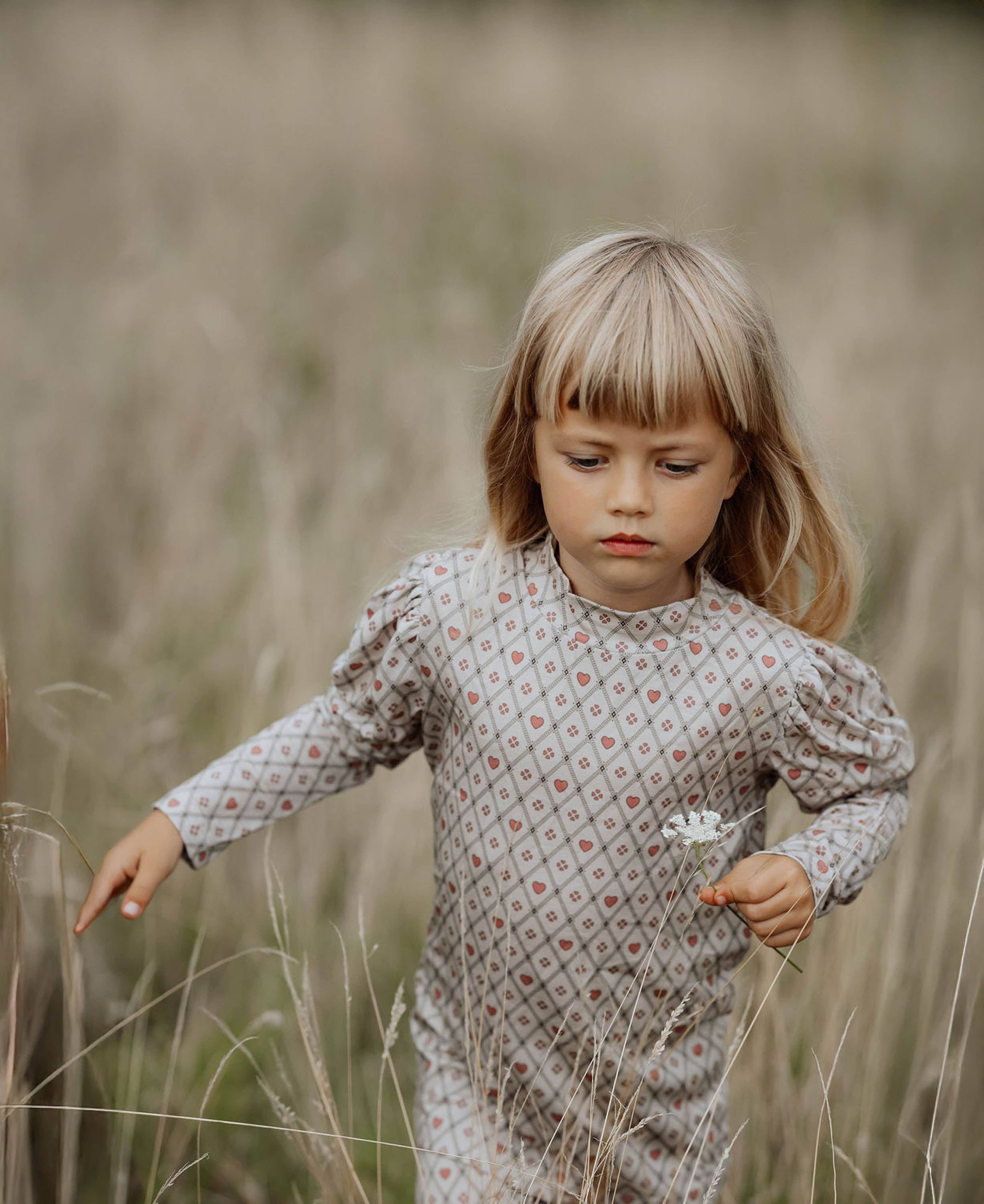 Fliink - Wholesale T-Shirt - Kids - KELLY HEART LS PUFF BLOUSE1