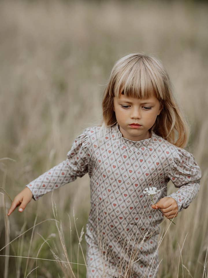 Fliink - Wholesale T-Shirt - Kids - KELLY HEART LS PUFF BLOUSE1