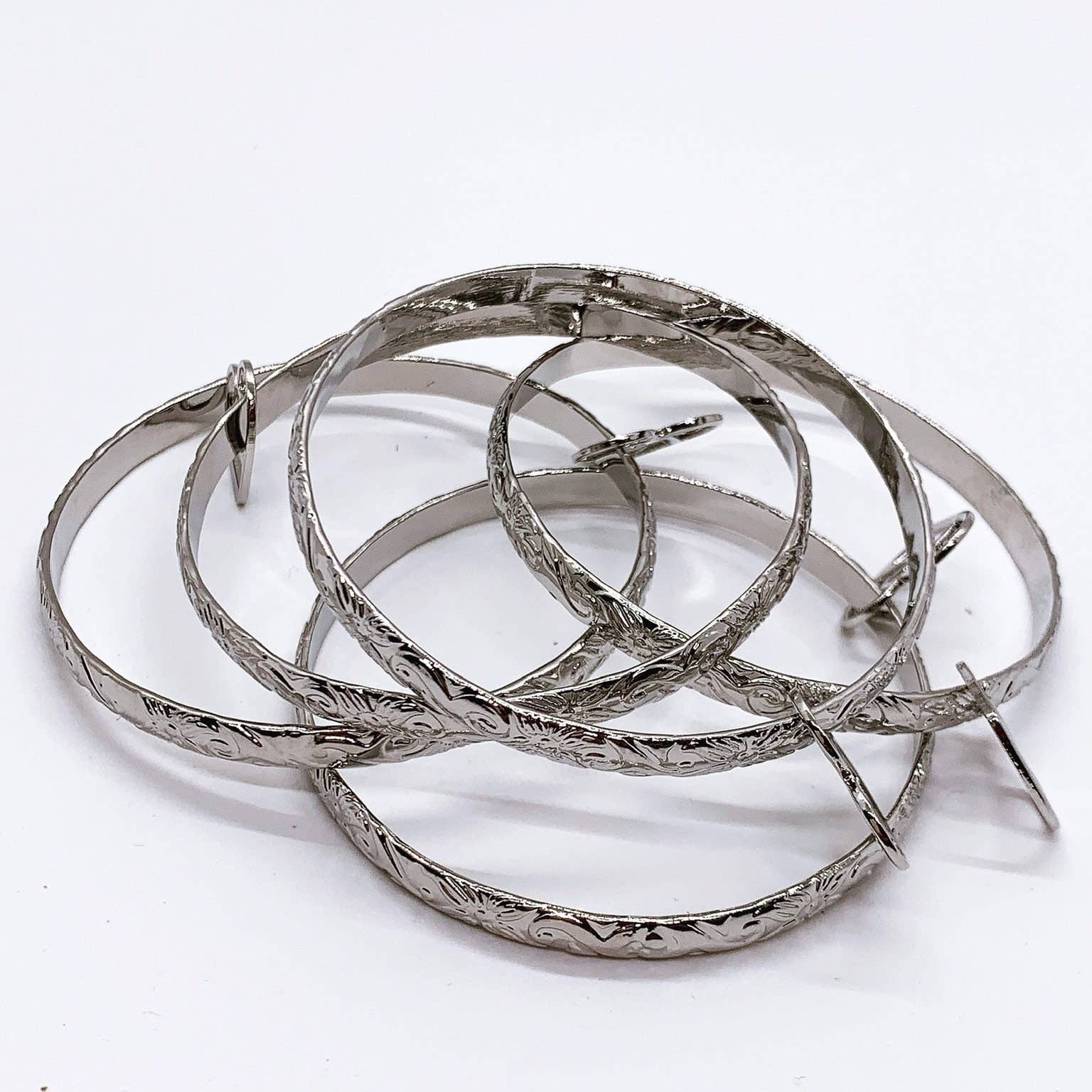 Anela's Jewelry - Vente Bracelet jonc - Bracelet hawaïen Hamilton en argent 5 mm avec breloque en forme de1