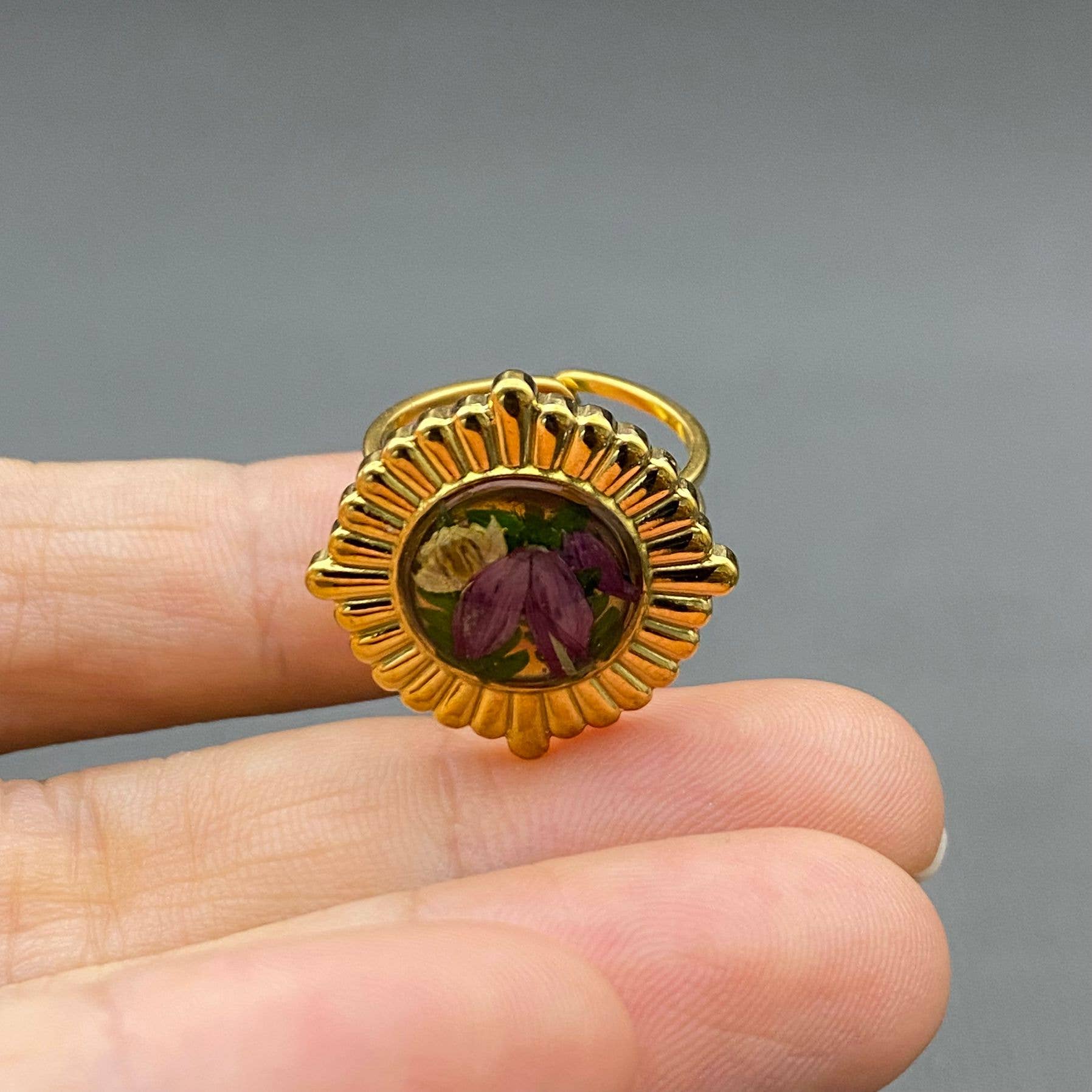 Mio Queena - Wholesale Cocktail/Statement Ring - Dried Flower 18K Gold Plated S.Steel Adjustable Ring - FGS/PDF1