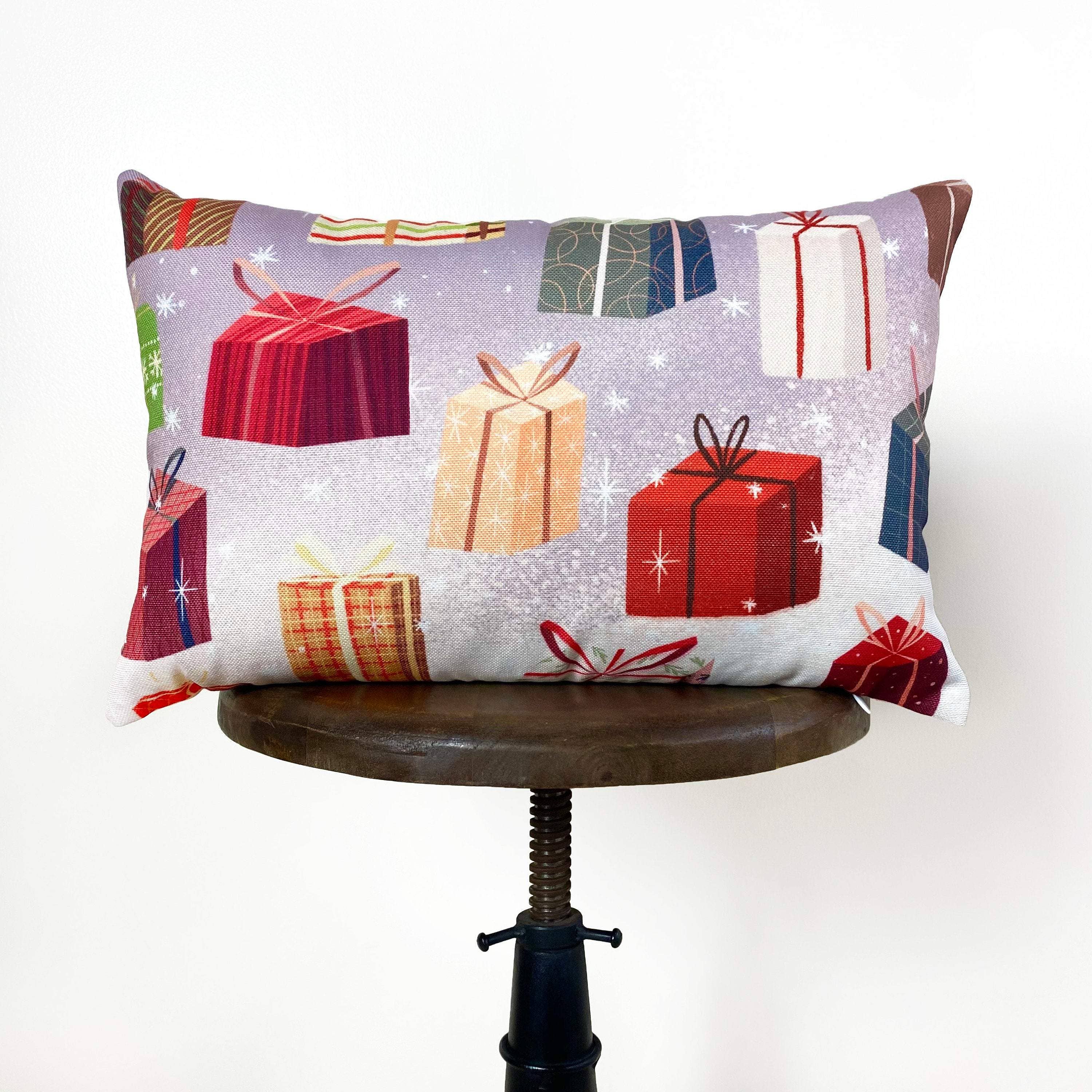 UniikPillows - Vente Housse de coussin - Housse de coussin de Noël pour traîneau cadeau | 18 x 12 | Cadeau de Noël meilleur ami | Décoration de ferme rustique | Coussins de Noël | Cadeau de maman6