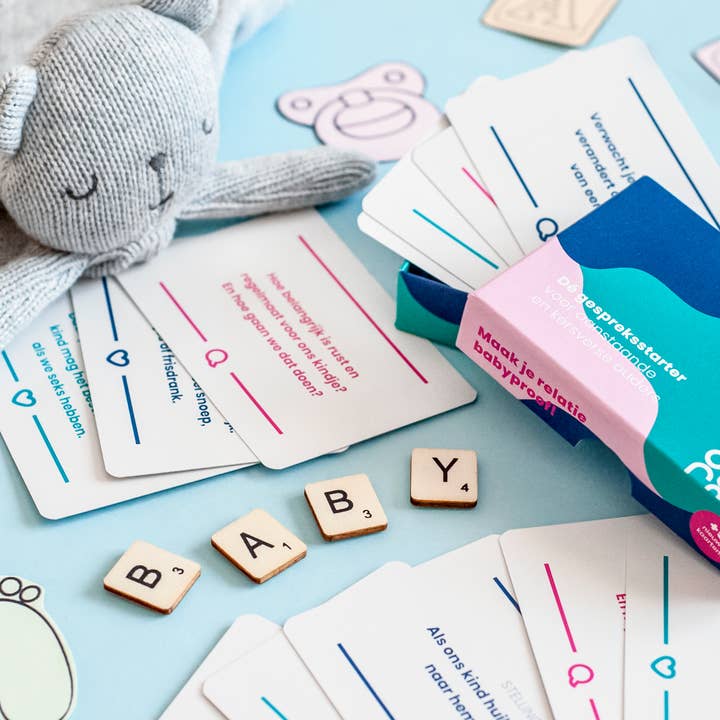 Huisje Boompje Gesprekje - voor aanstaande ouders for wholesale by Small Talk for Parents