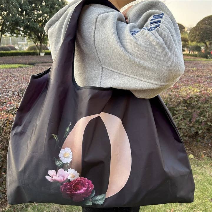 UZ Wholesale Store - Vendita all'ingrosso Borsa tote - Donna - Borsa pieghevole stampata con alfabeto5