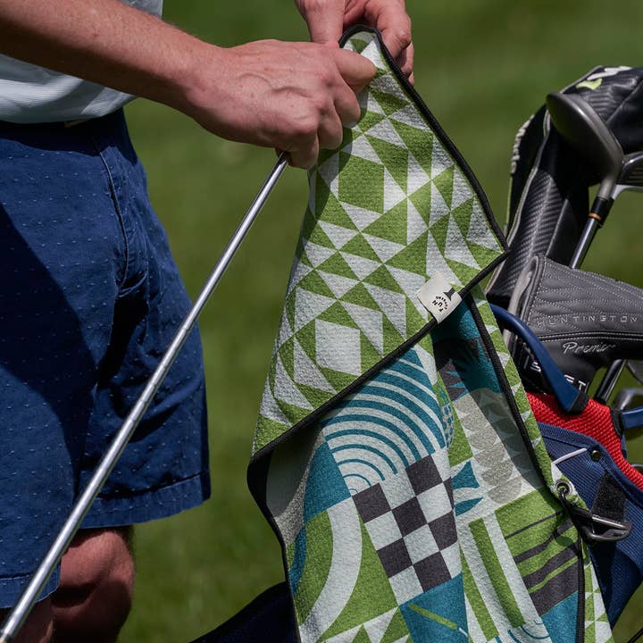 NateDuval.com - Wholesale Sports Towel - Golf- Microfiber Waffle Towel2