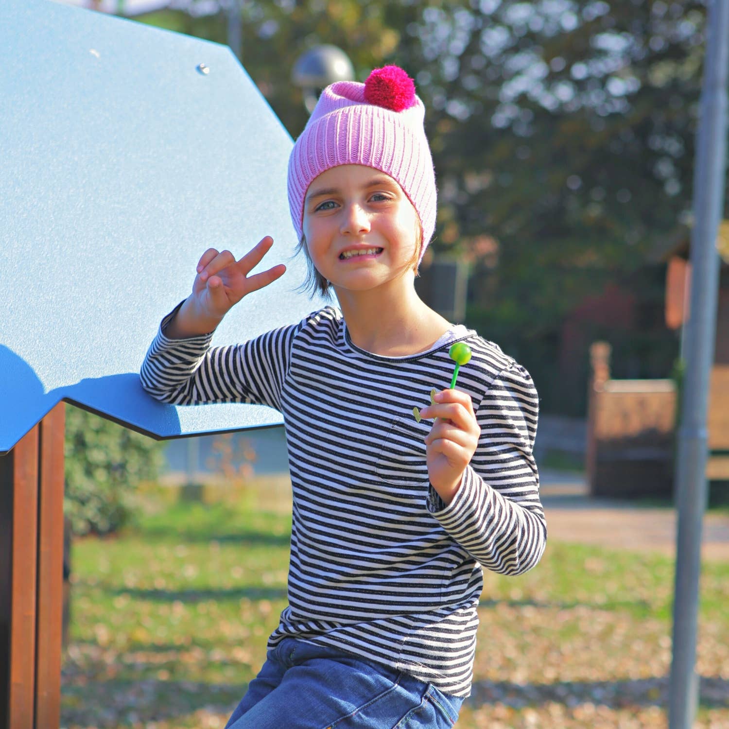 Tundem - Wholesale Beanie - Kids - Children's winter cap, 100% merino with Pom Pom, pink4