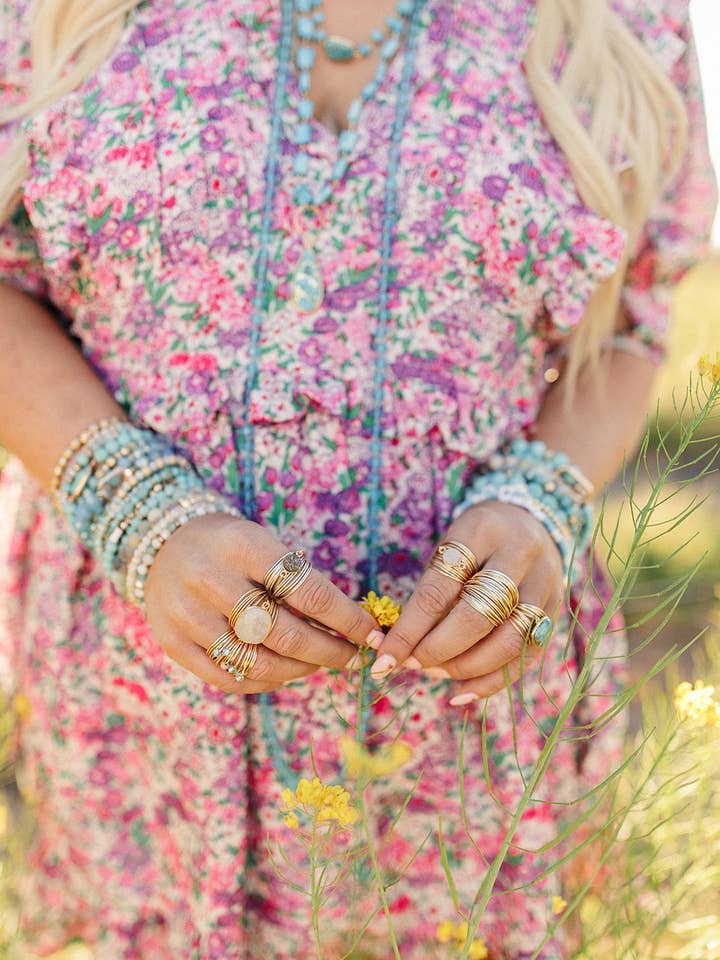 Anel Torrey em Druzy Branco - Preenchimento de Ouro 14K/Prata Esterlina por atacado de A Blonde and Her Bag