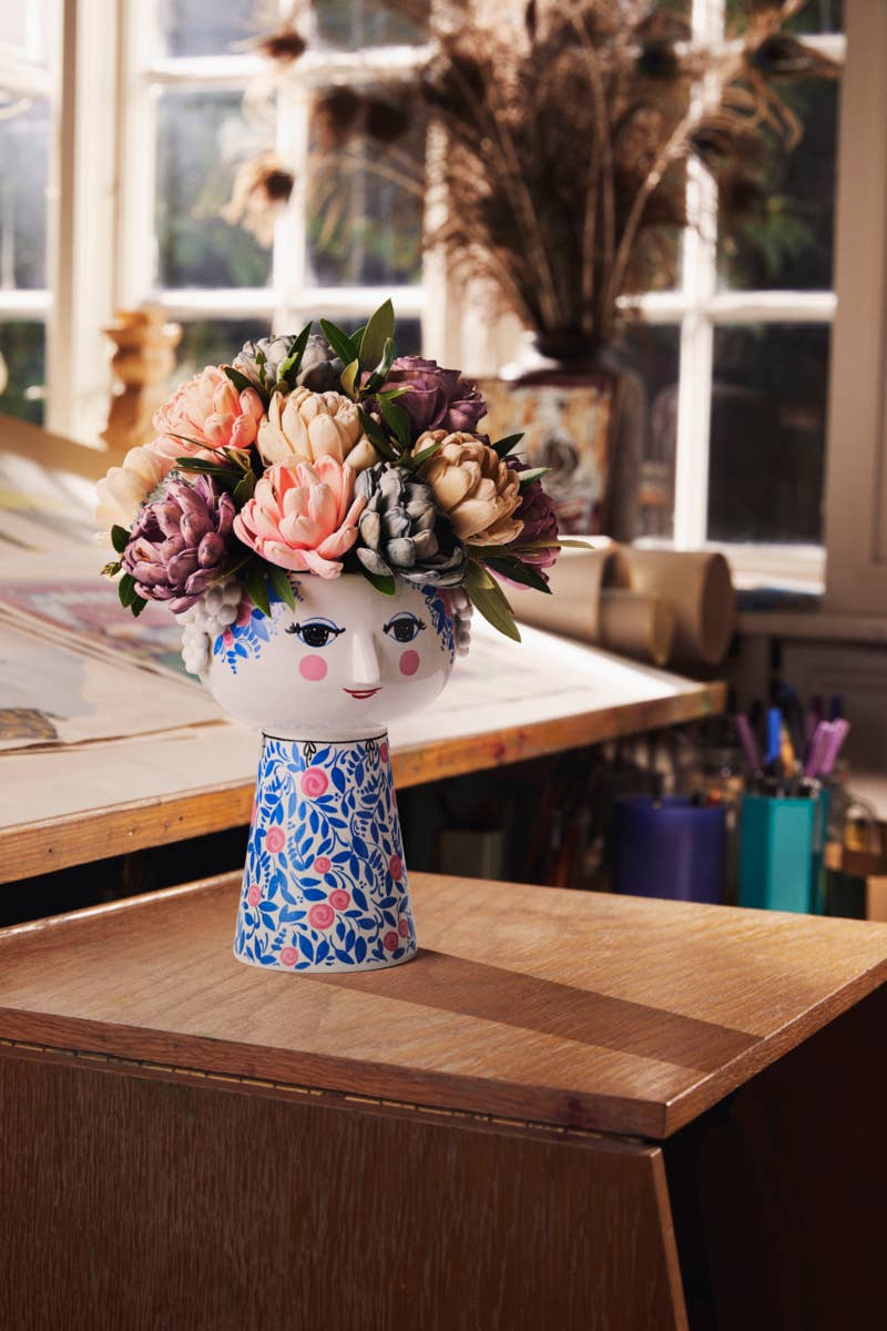 Danish Design Collective - Wholesale Vase - Bjørn Wiinblad - Eva - Long Base Ceramic 3D Plant Pot / Vase5