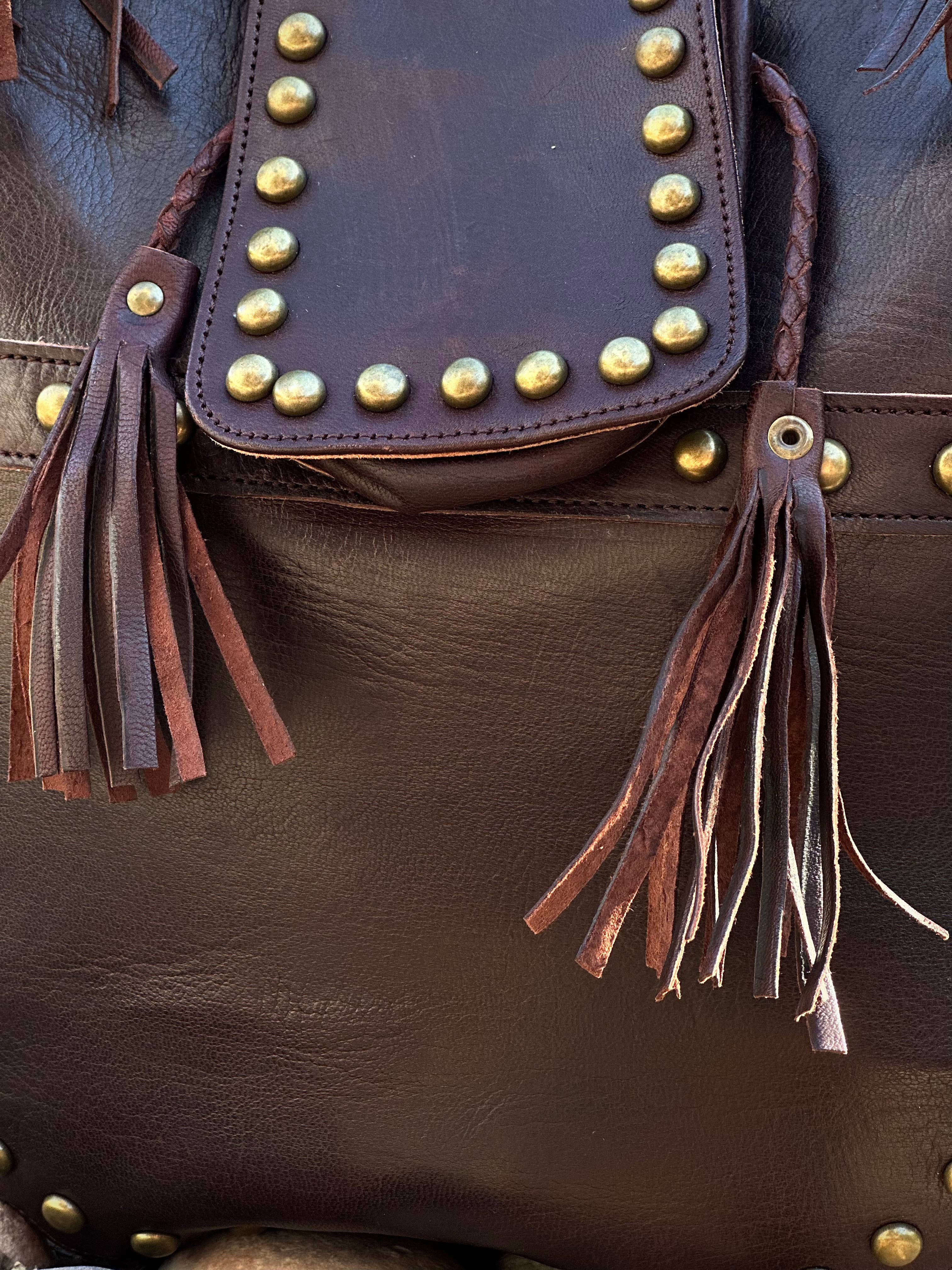 Berberwoolrug – wholesale Shoulder bag – women's – Handmade fringe Brown Leather Hobo Bag, Chic Shoulder Purse 10