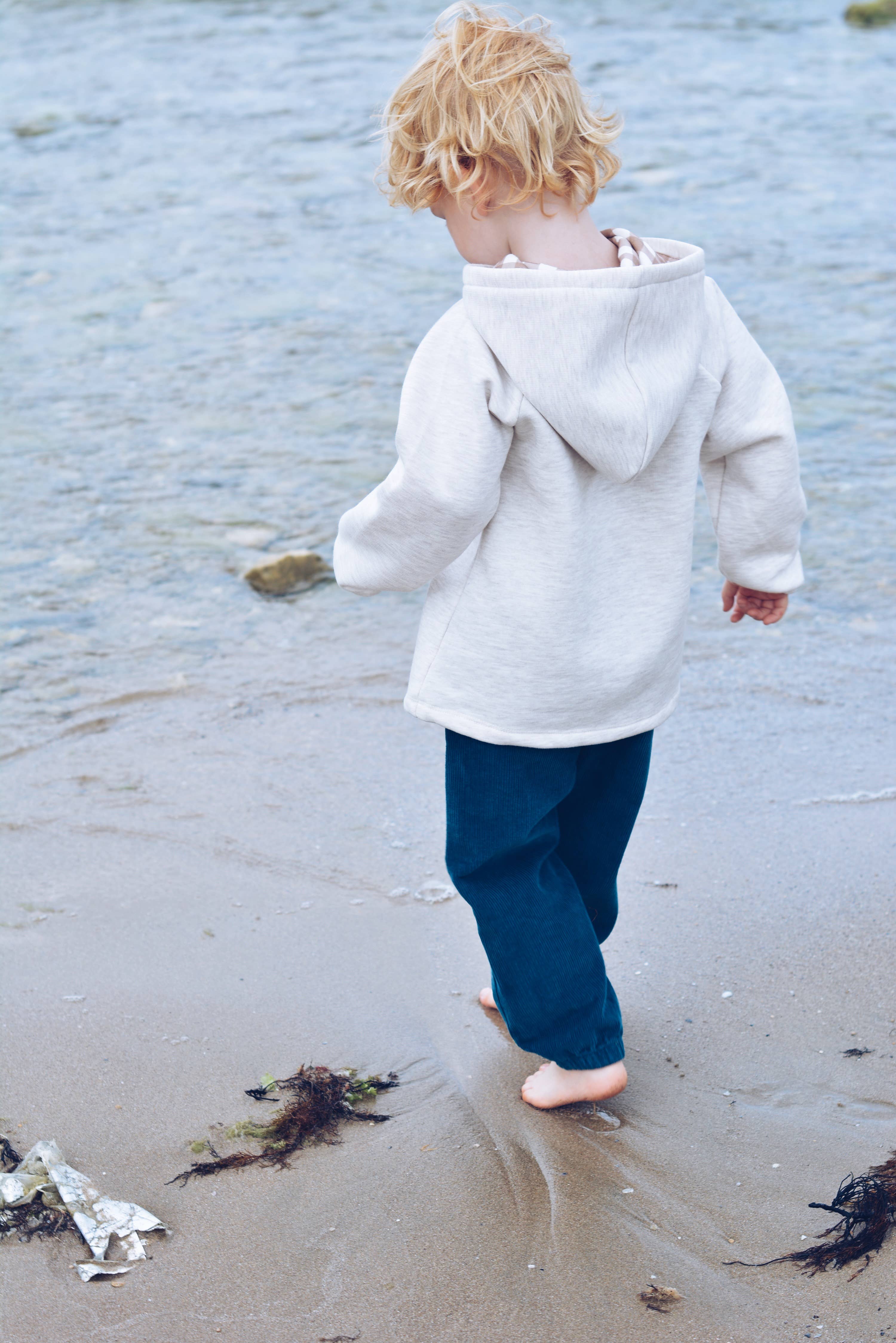 Eli & Nev (we cover U.S. import duties) - Wholesale Hoodie - Kids - Baby / Kids Raglan Sleeve Beige Hoodie Printed Hood OEKO-TEX4