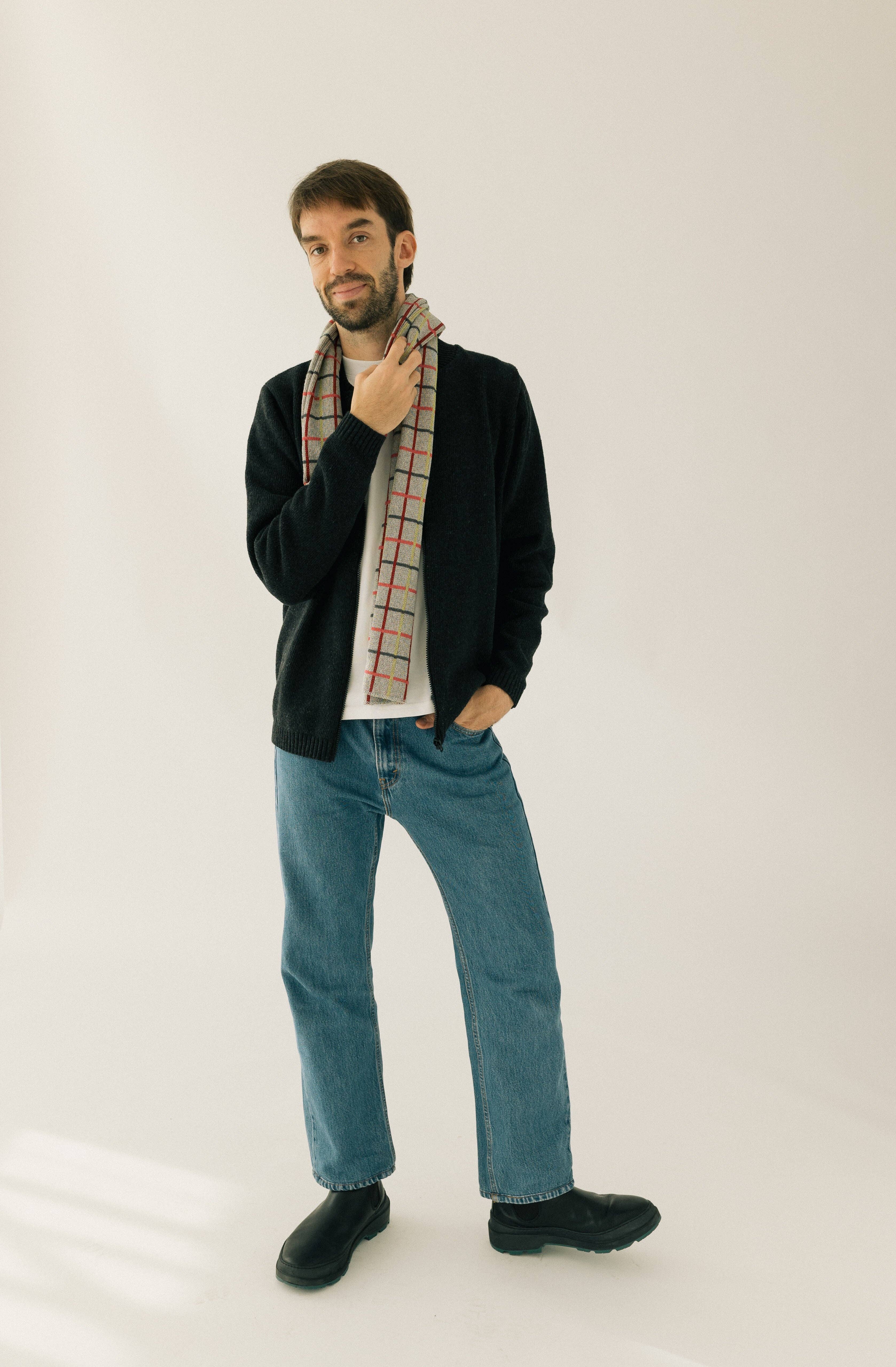 Cent agulles - Wholesale Scarf - Unisex - Light gray Quadri scarf2