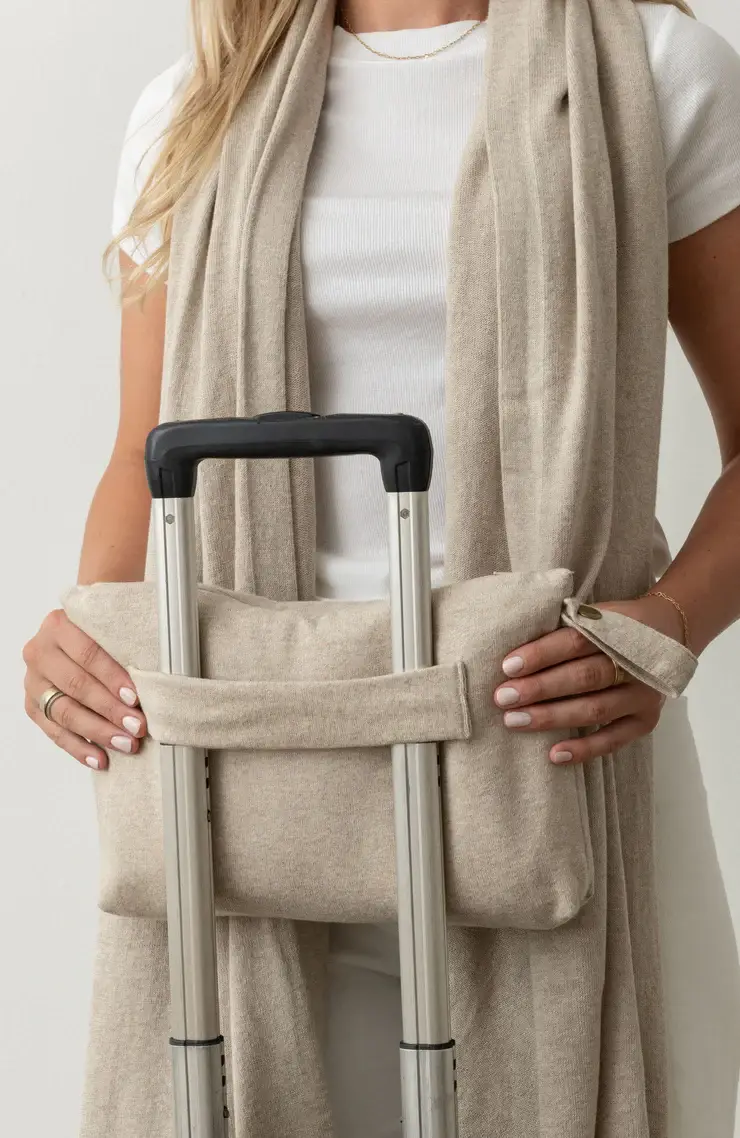 zestt organics - Wholesale Scarf - Women's - The Carry Pouch 2.0 - Birch3