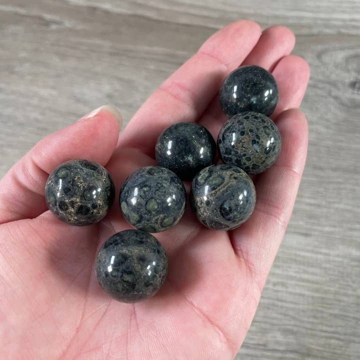 Keystone Crystals - Wholesale Spiritual Stone/Crystal - Gemstone Spheres 18mm-22mm | Bulk Crystal Spheres16