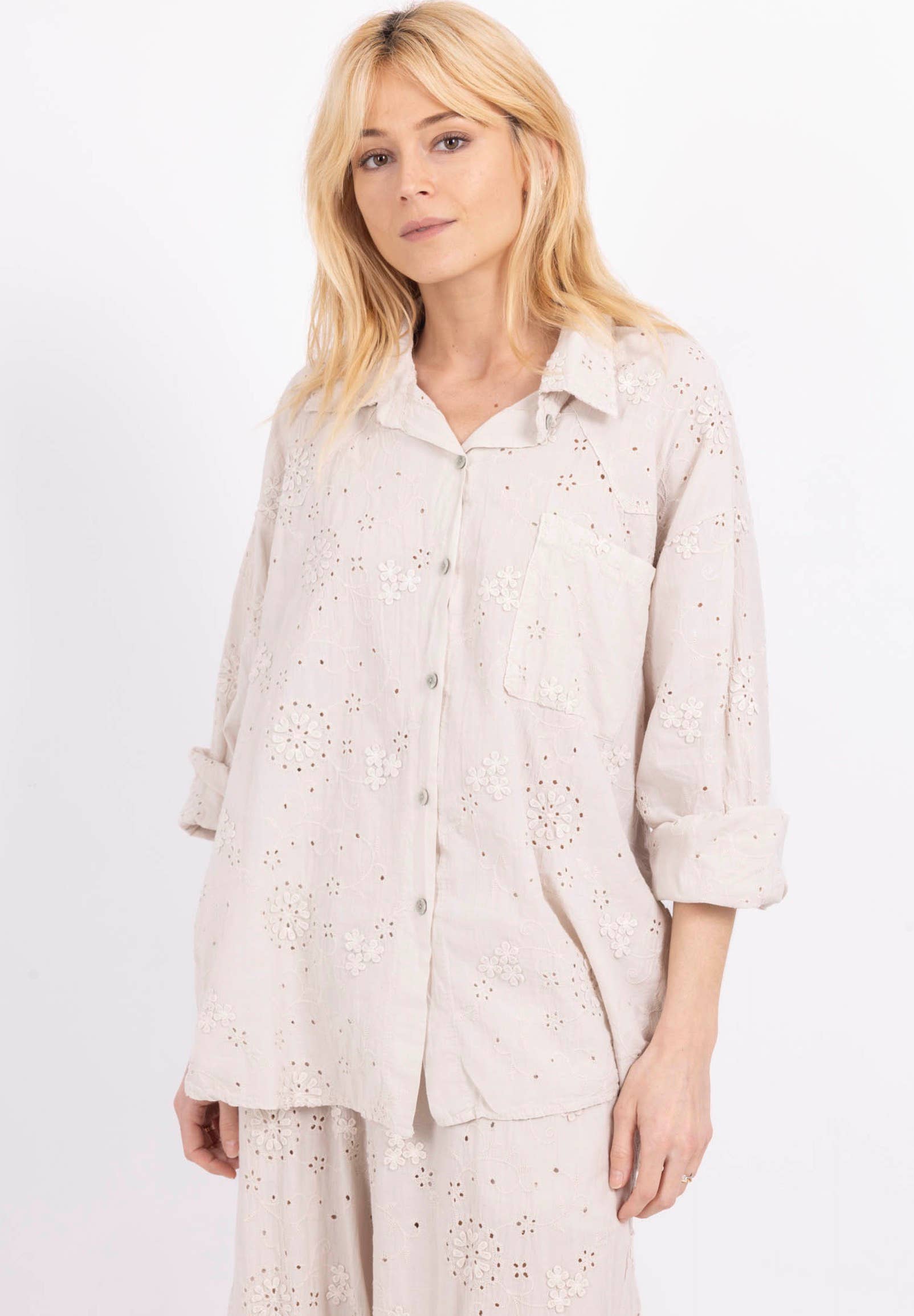 Happy look - Wholesale Shirt - Women's - Long-sleeve cotton shirt with 3D embroidery0