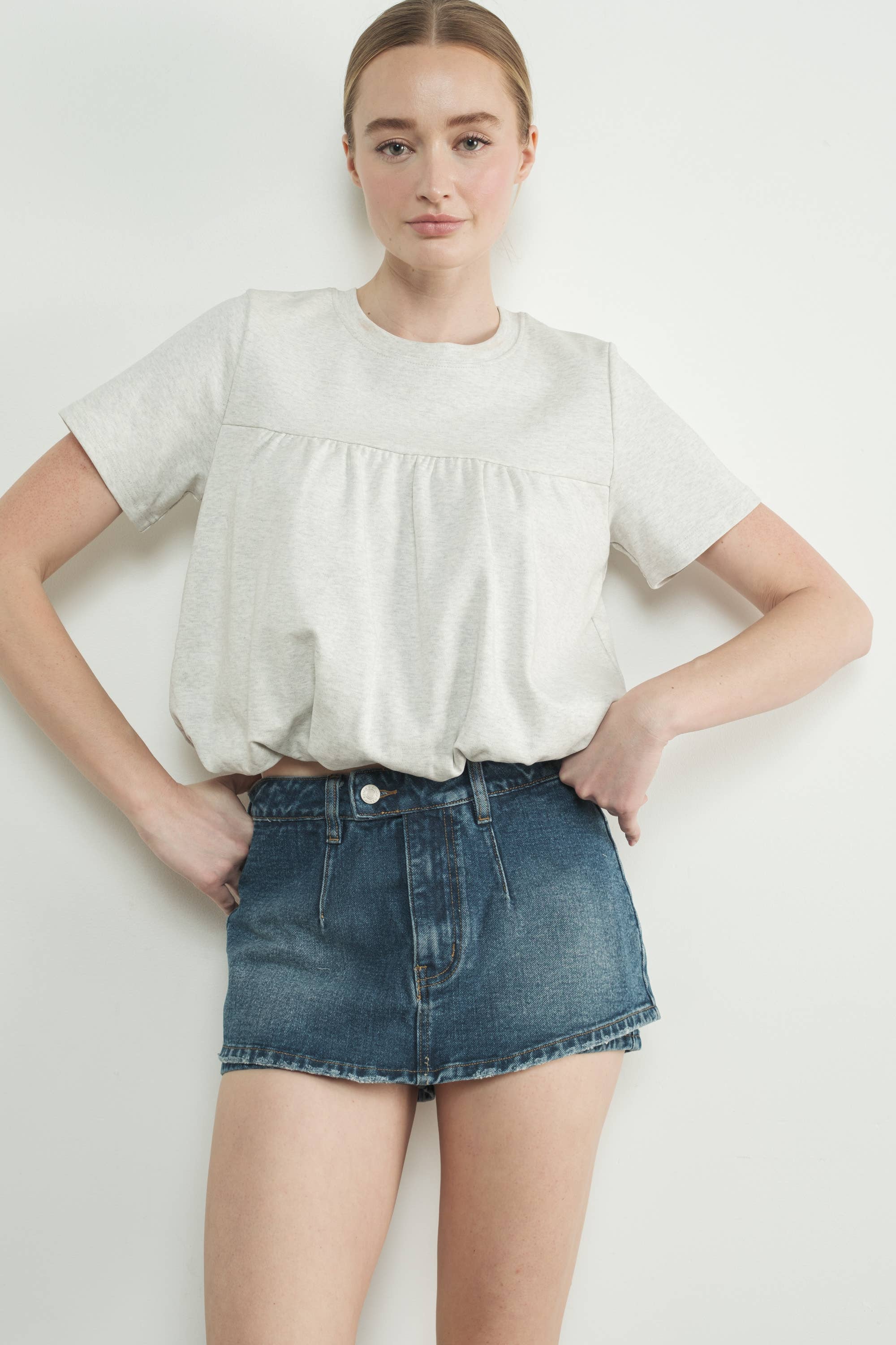 Aaron & Amber - Wholesale T-Shirt - Women's - MAT3226 BUBBLE HEM SHORT SLEEVE T-SHIRTS3