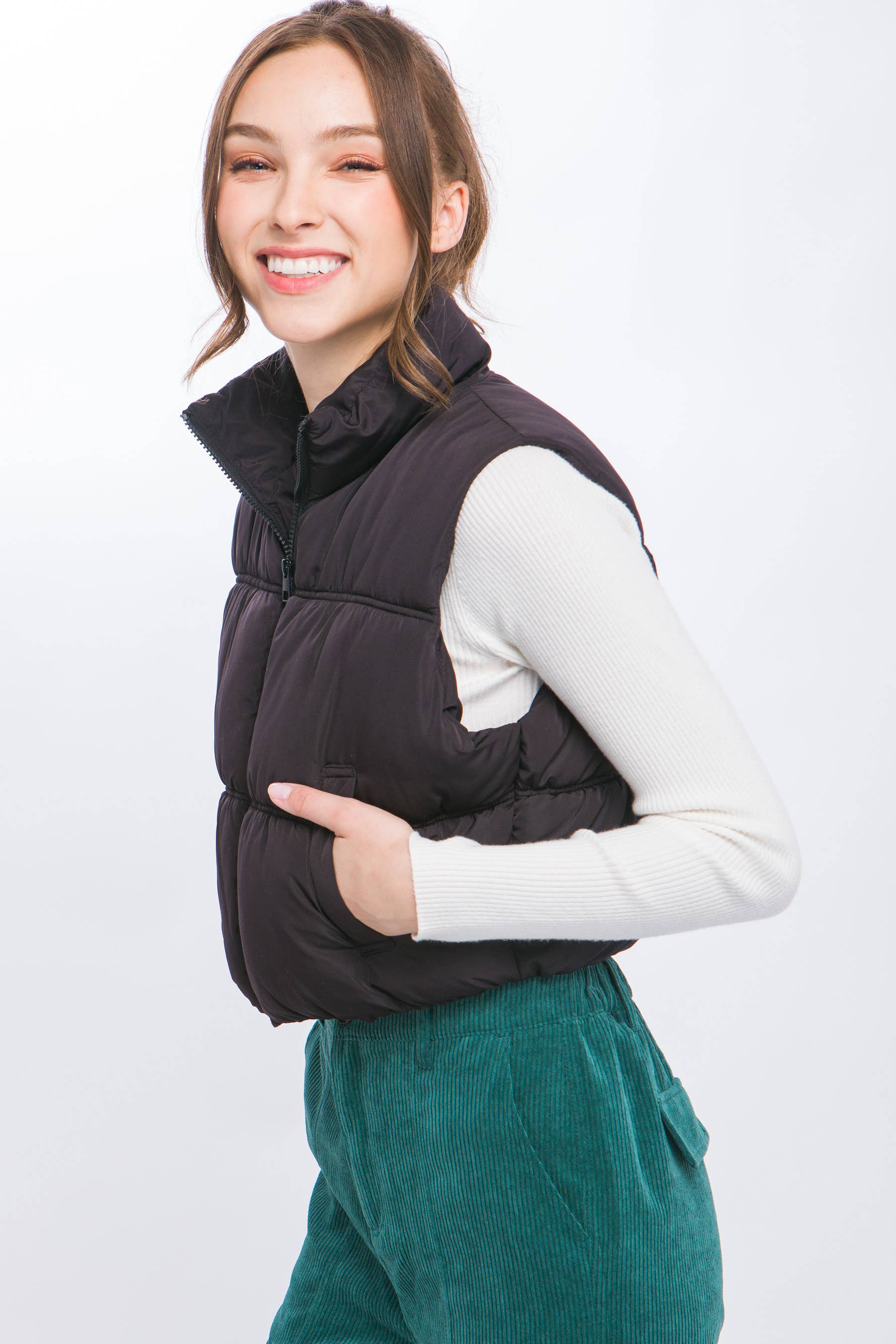 42POPS – Großhandel Oberbekleidungsweste – Damen – .Pufferweste mit Taschen29